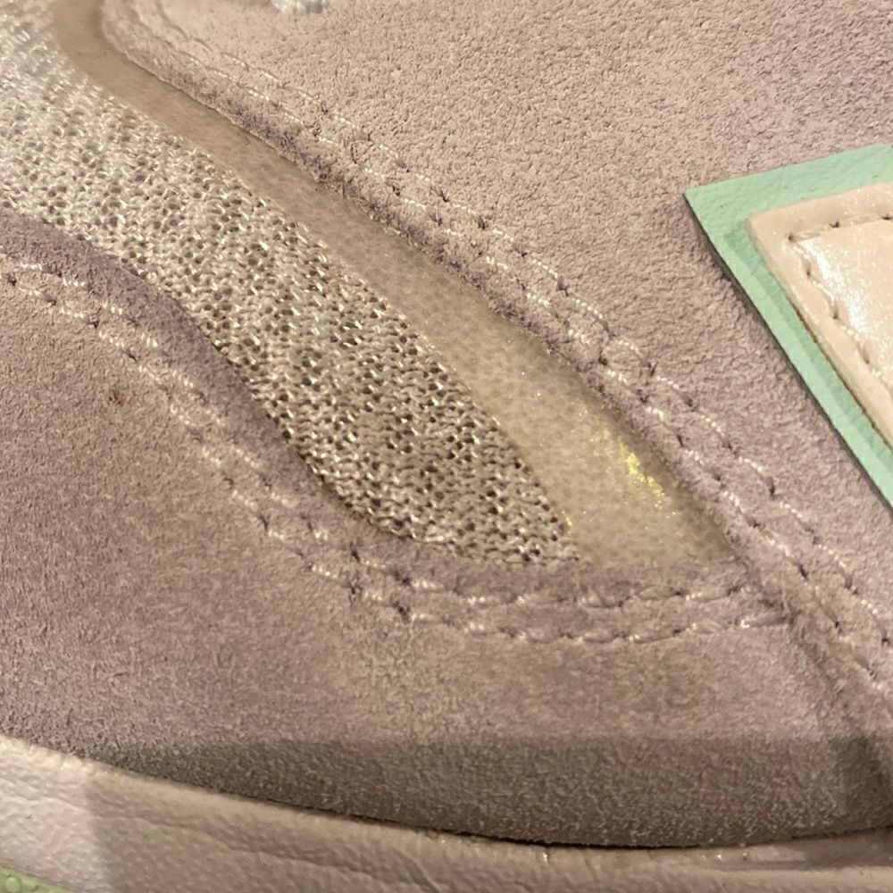 Used New Balance Womens 697 WL697PTT Mint Green Shoe - Picture 2 of 7